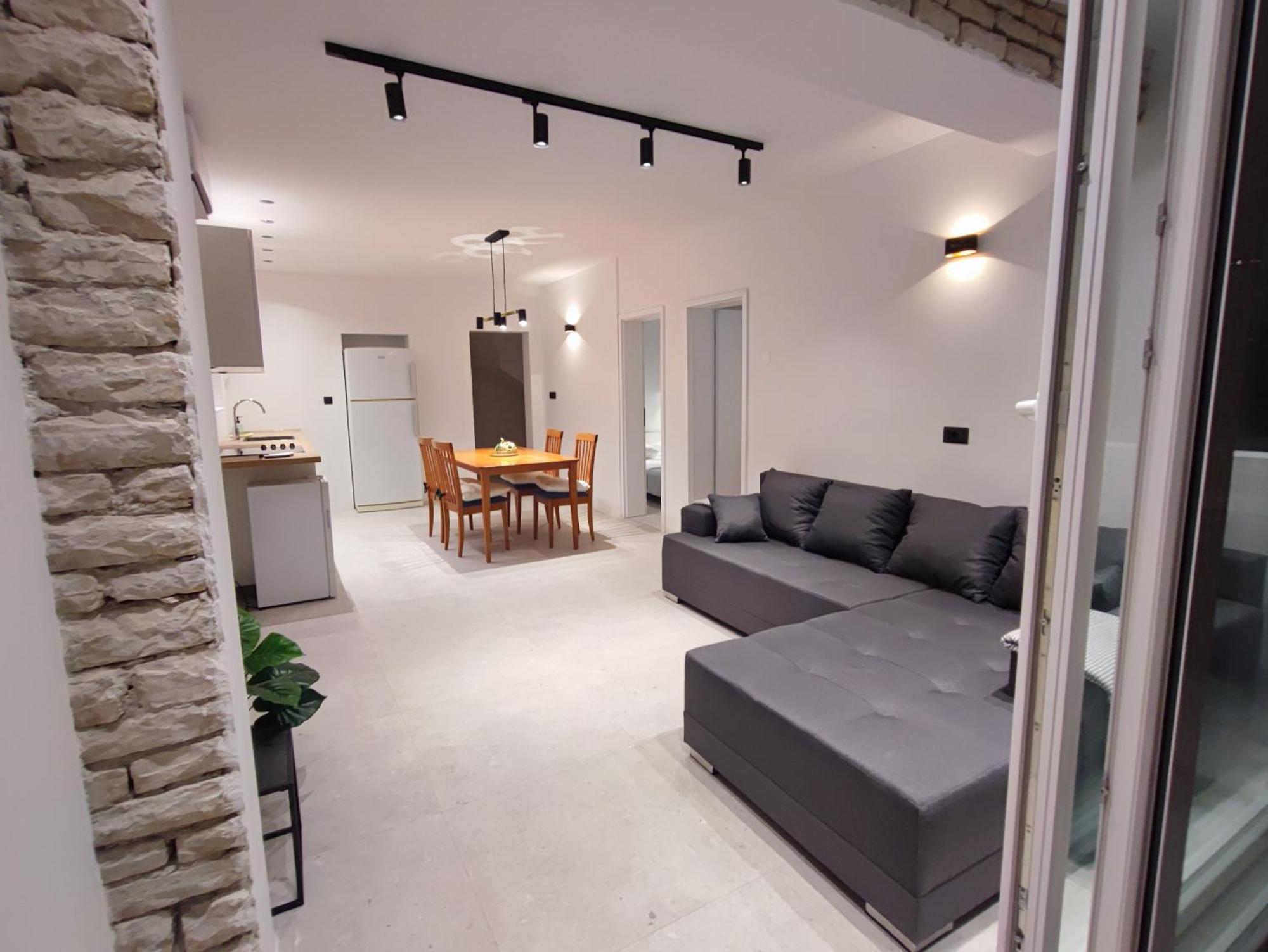 Astramaris Apartments Donji Okrug  Exteriör bild